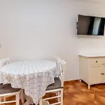 Apartment Haya With Heated Pool *