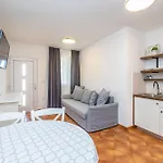 Haya With Heated Pool Apartment *
