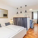 Διαμέρισμα Haya With Heated Pool Linardići