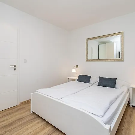 Apartment Haya With Heated Pool *
