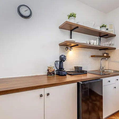 Haya With Heated Pool Apartment