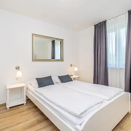 Apartment Haya With Heated Pool *