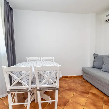 Apartment Haya With Heated Pool
