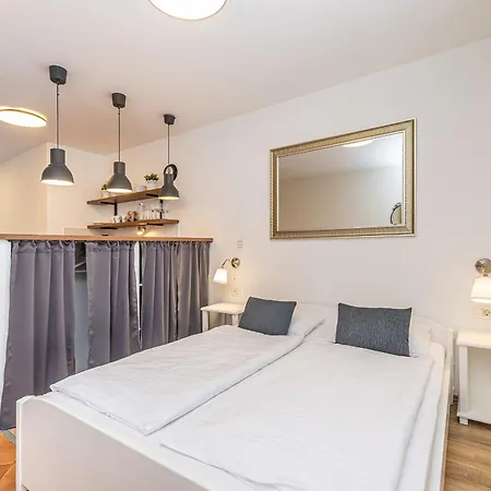 Haya With Heated Pool Apartment *