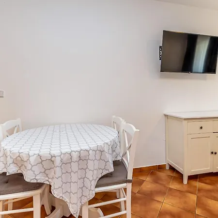 Apartment Haya With Heated Pool *