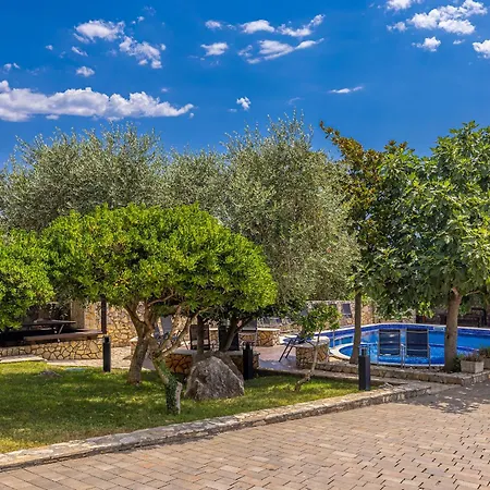 Haya With Heated Pool