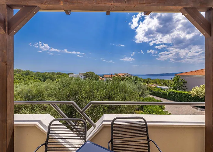 Haya With Heated Pool * Linardici