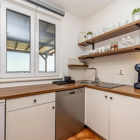 Διαμέρισμα Haya With Heated Pool Linardići