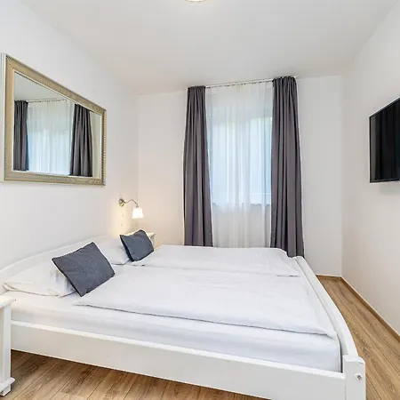 Διαμέρισμα Haya With Heated Pool Linardići