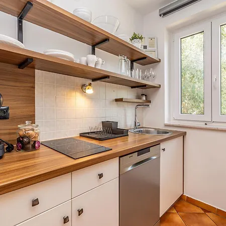 Haya With Heated Pool * Linardići